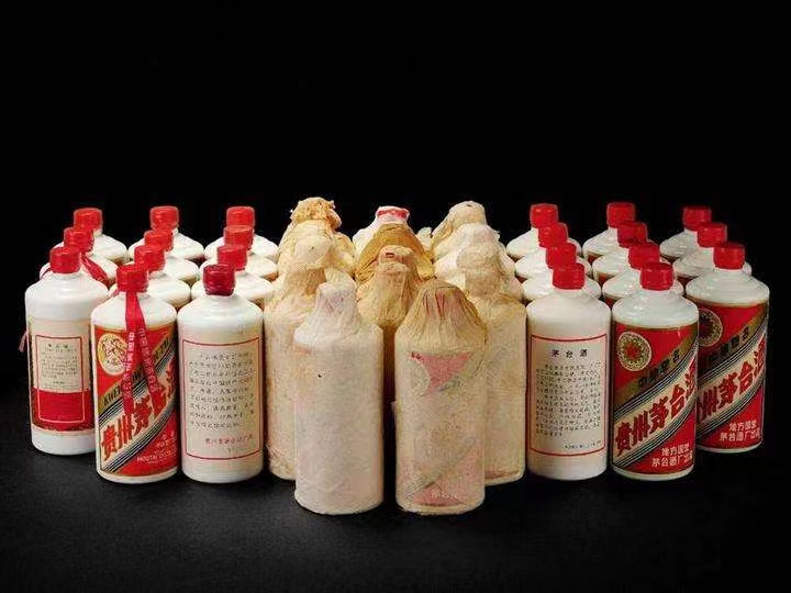 贵德济南商河回收1985年茅台酒多少钱哪里回收(附近上门回收茅台酒）?